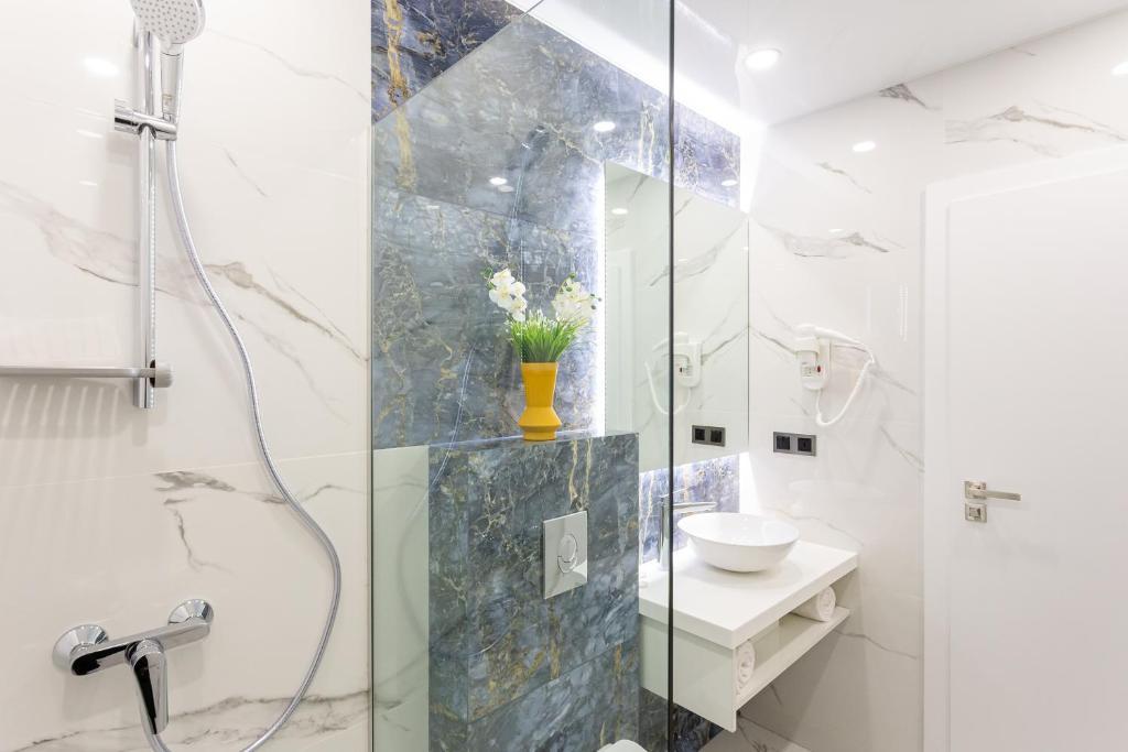 Orden Apart Hotel 第比利斯 外观 照片